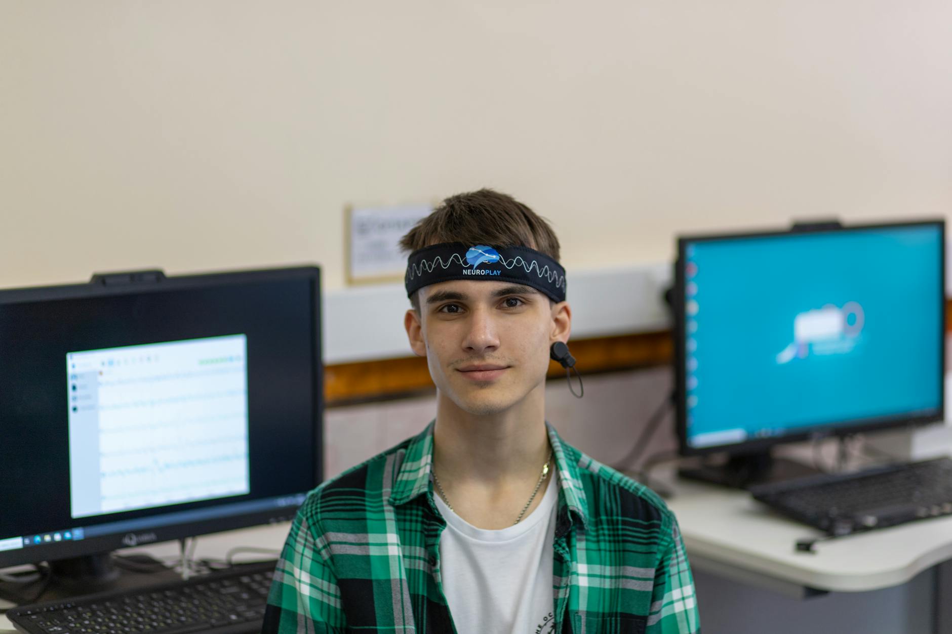 Analiz: EEG ile Maç Anları — 60 Oyuncunun Beyin Dalgaları Hangi Kararlarda Çöker? Performans Pikleri ve ELO Dalgalanmalarına Nörobilimsel Bakış